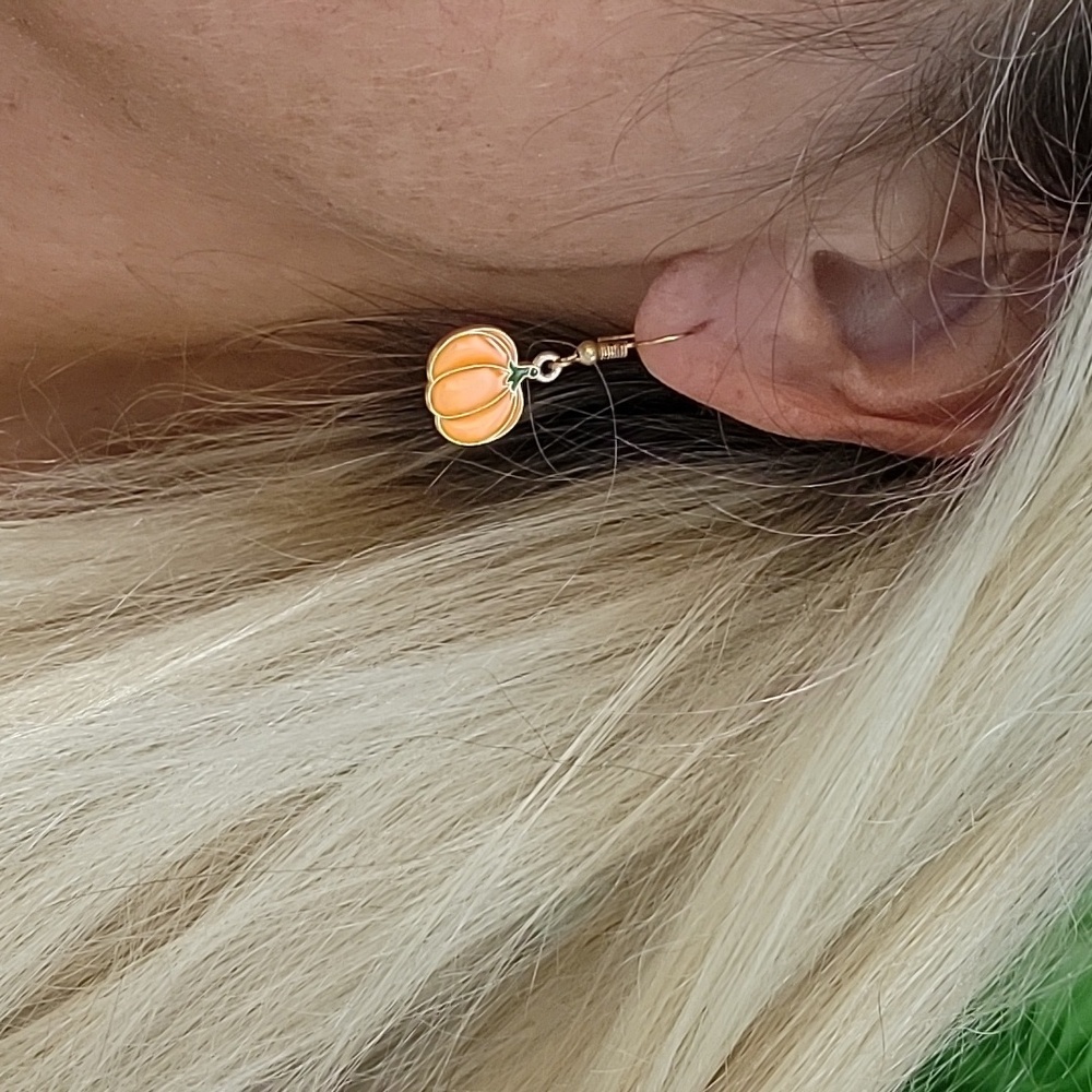 DAINTY PUMPKIN CHARM EARRINGS - Picture 4 of 5
